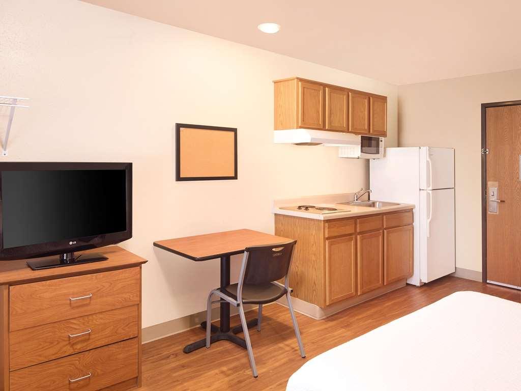 Extended Stay America Select Suites - Kansas City - South - I-49 Habitación foto