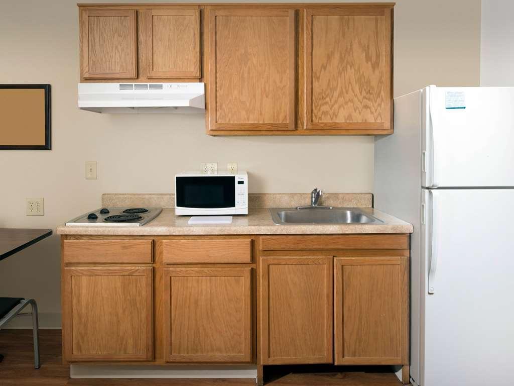 Extended Stay America Select Suites - Kansas City - South - I-49 Habitación foto