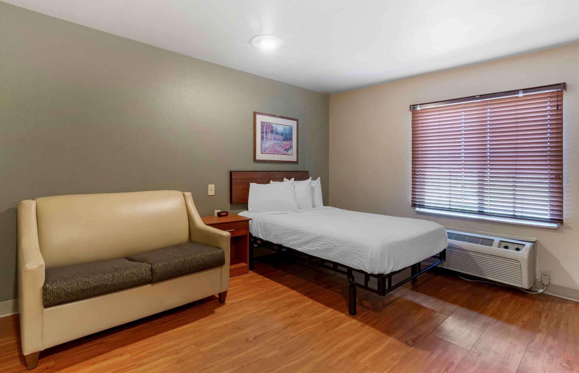 Extended Stay America Select Suites - Kansas City - South - I-49 Exterior foto